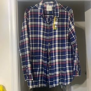 Women’s super soft plaid button up shirt with pockets